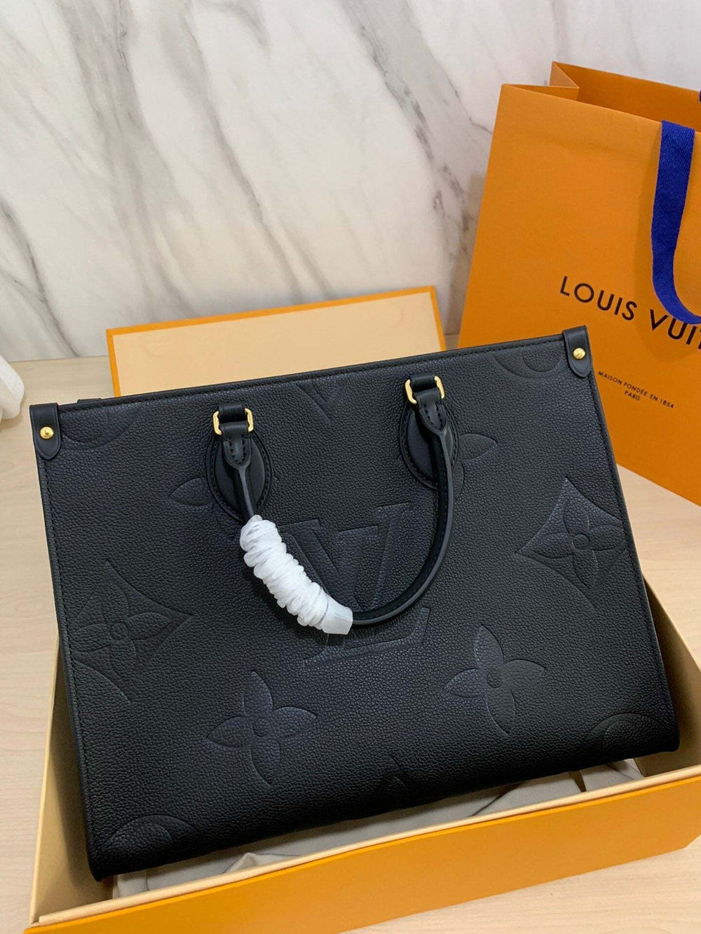 Louis Vuitton Onthego MM