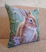 Декоративный гобеленовый чехол для интерьерной подушки На лужайке 38*38