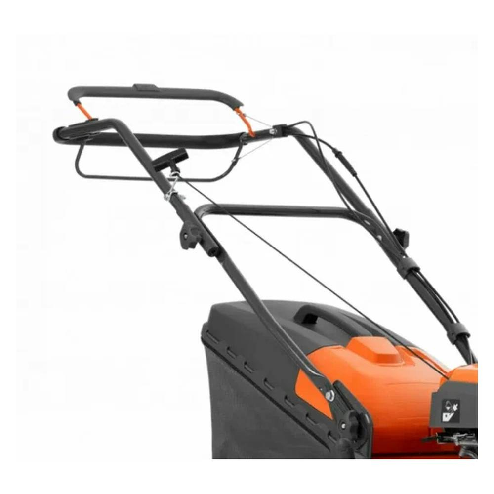 Бензиновая газонокосилка Husqvarna LC 140SP