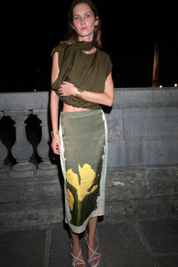 ZARA ЮБКА МИДИ С ПРИНТОМ И ЖАТЫМ ЭФФЕКТОМ, ЗЕЛЕНЫЙ/ЭКРЮ