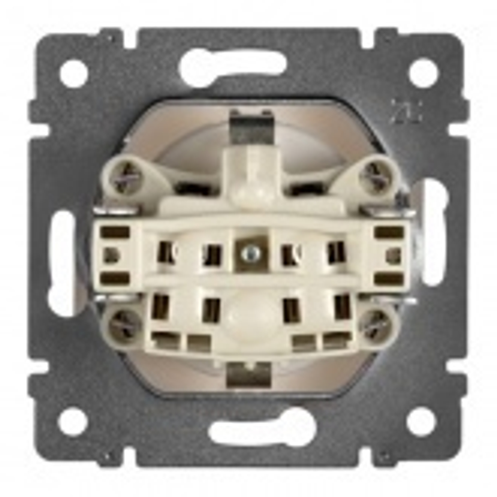 Розетка Legrand Valena с заземлением белая 774420