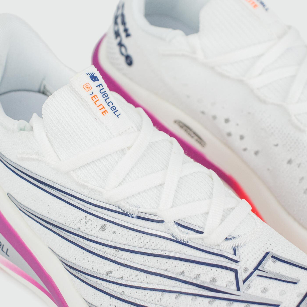Кроссовки New Balance FuelCell SC Elite V3 White Pink