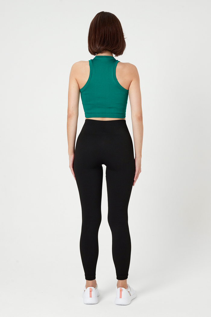 Топ халтер бесшовный