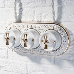 Выключатель одноклавишный Werkel Ретро (белый) W5612001