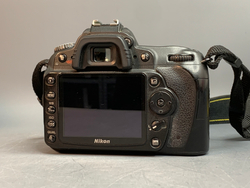 Nikon D90