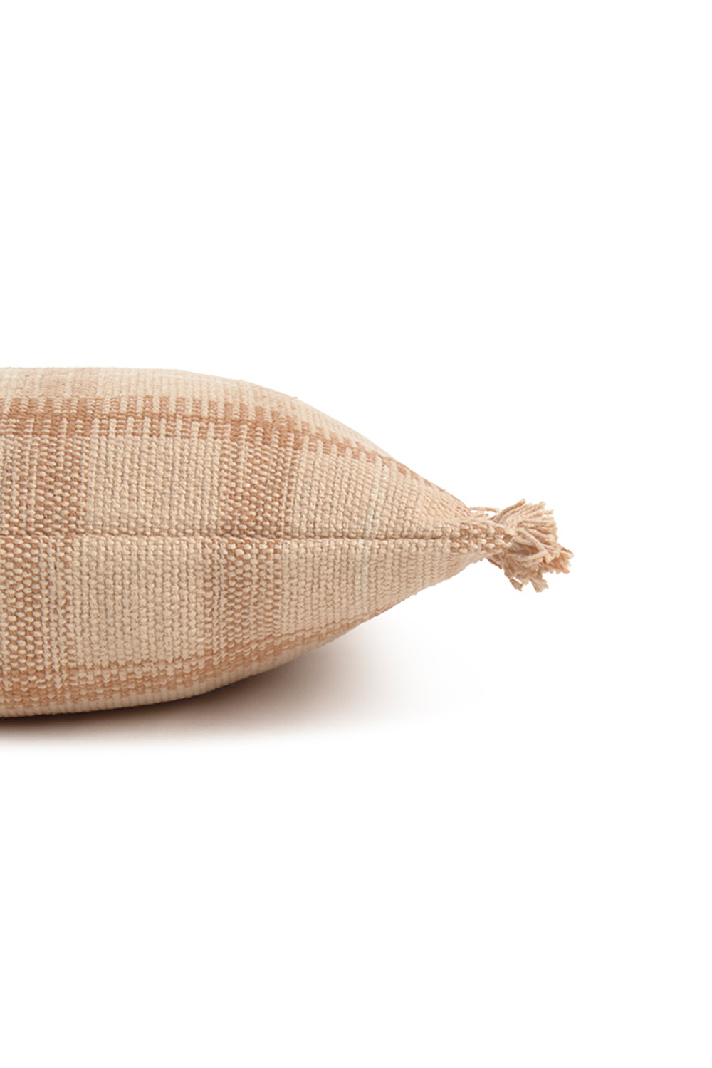 Подушка Lorena Canals Handloom Cushion Rose (25 x 40 см)