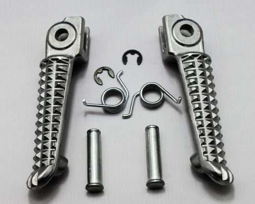 Подножки передние для мотоцикла Yamaha YZF-R1 98-11, YZF-R6 99-15,FZ1 01-13, FZ6 04-09, FZ6R 09-13