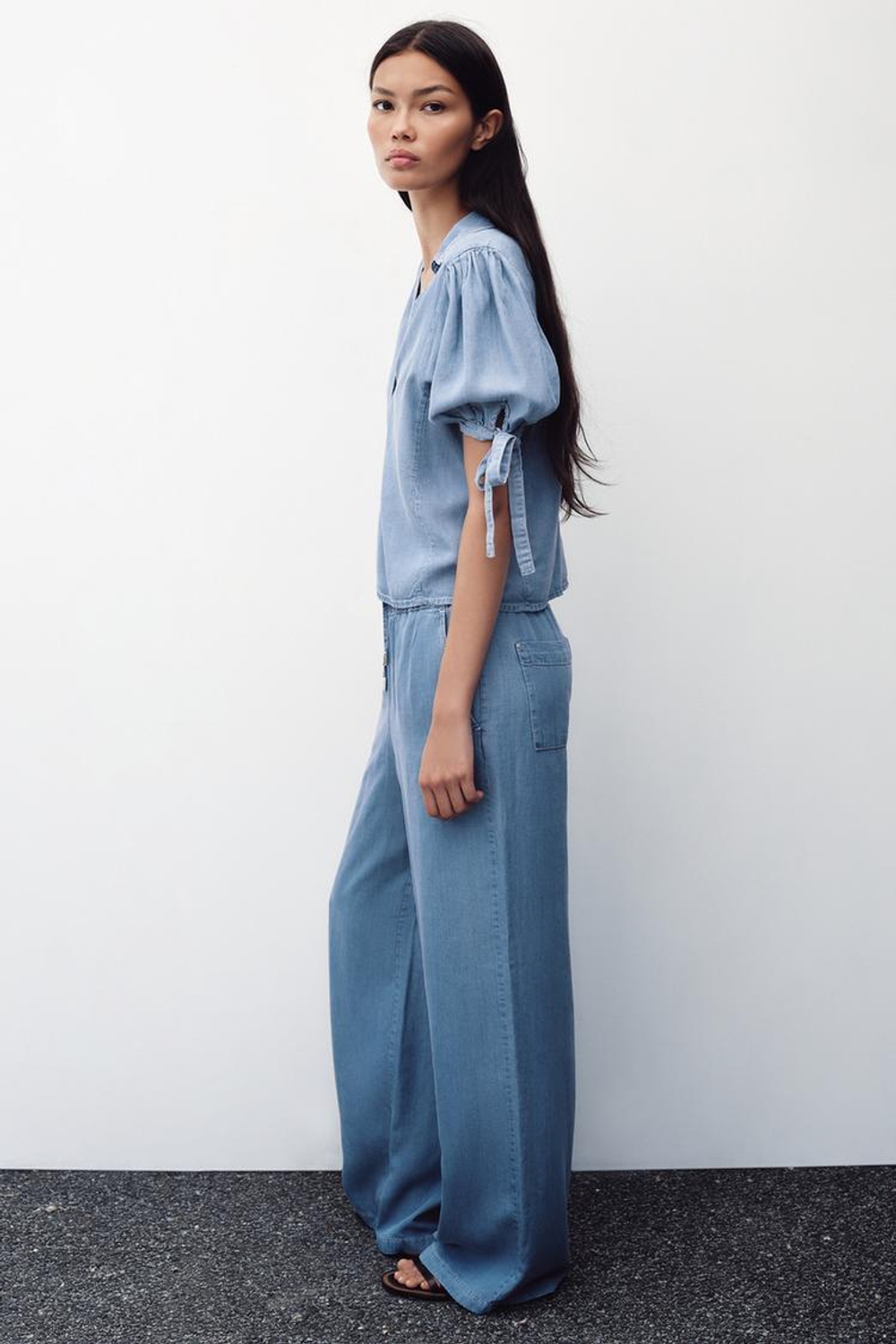 ZARA РУБАШКА С КОРОТКИМИ РУКАВАМИ И ЗАВЯЗКАМИ, ГОЛУБОЙ