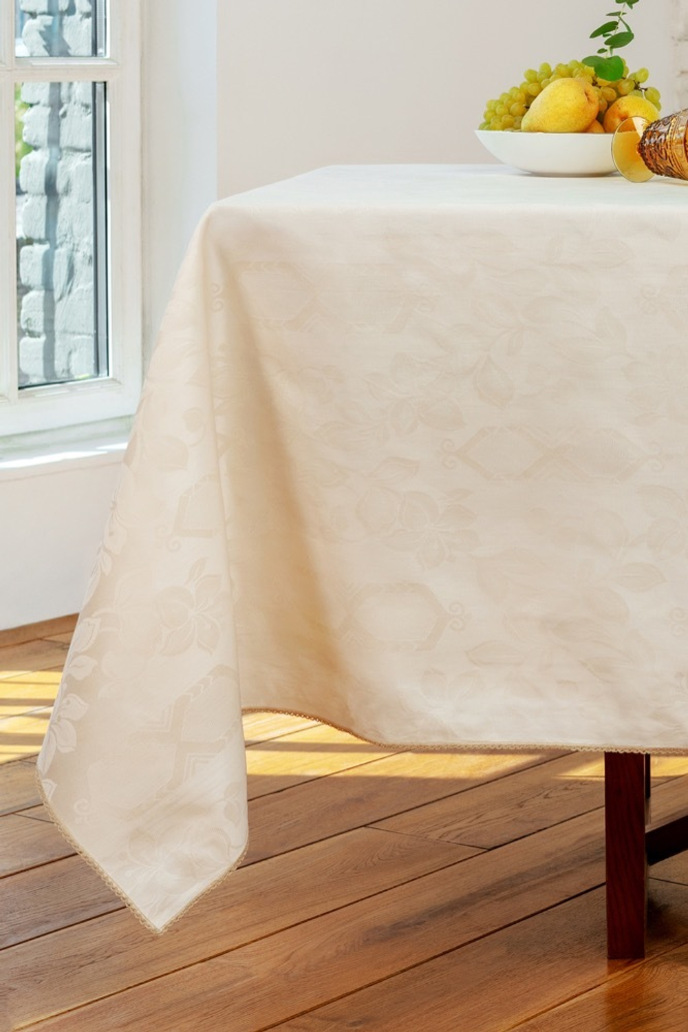 Скатерть 160x250 и 12 салфеток Confestyl Iris Beige