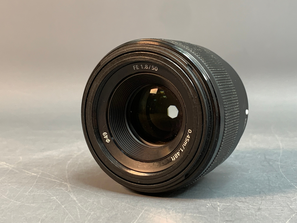 Sony FE 50mm f/1.8