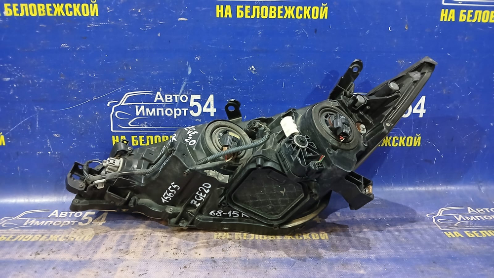 Фара передняя правая TOYOTA WISH 2009-2012