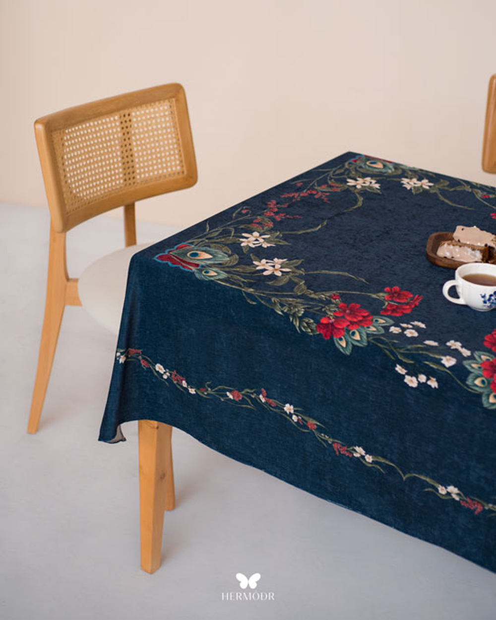 Скатерть Bazm Shabestan 150 × 180 см 1330220357 Иран