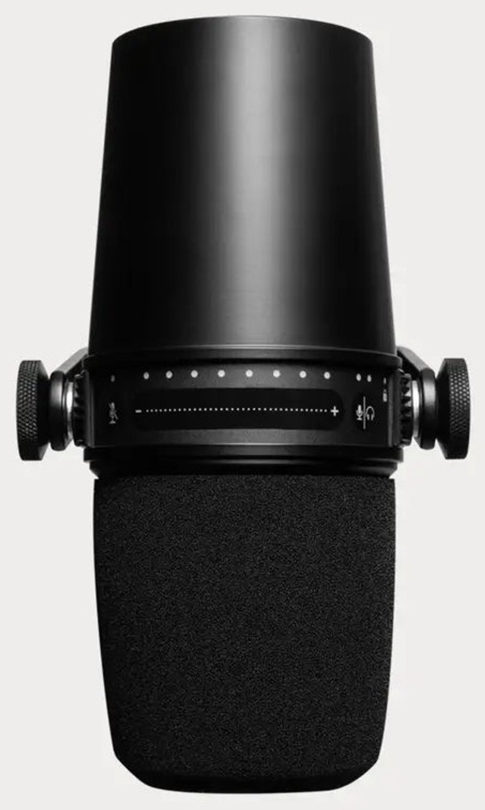 Микрофон Shure MV7-K