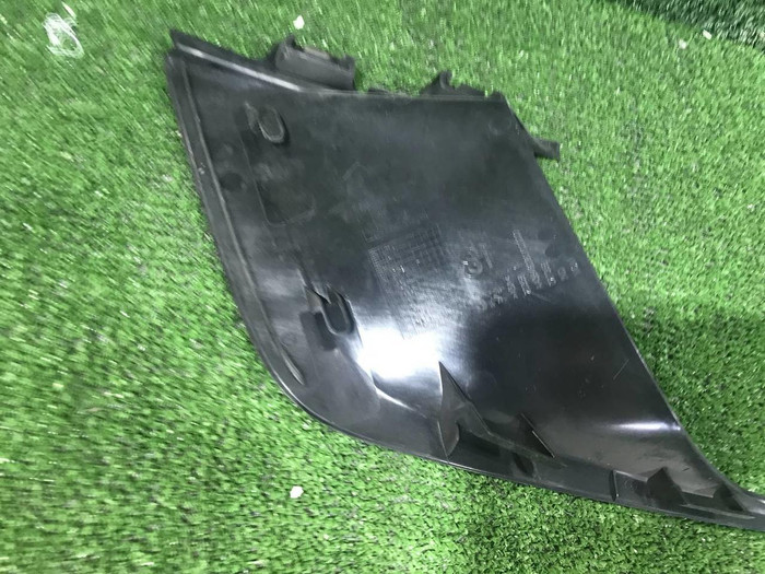 Накладка переднего бампера Peugeot 308 1 T7 11-15