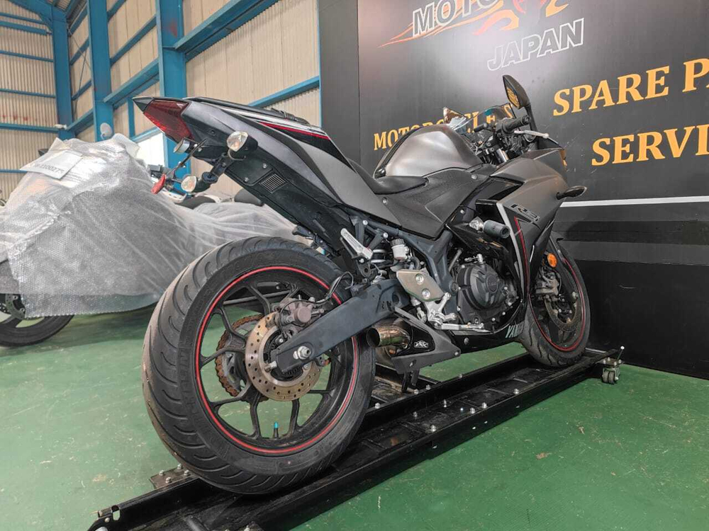 Yamaha YZF-R3 , 2016