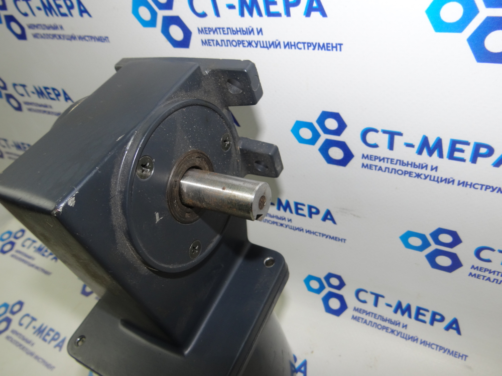 Двигатель индукционный реверсивный 5RK40A-30LA