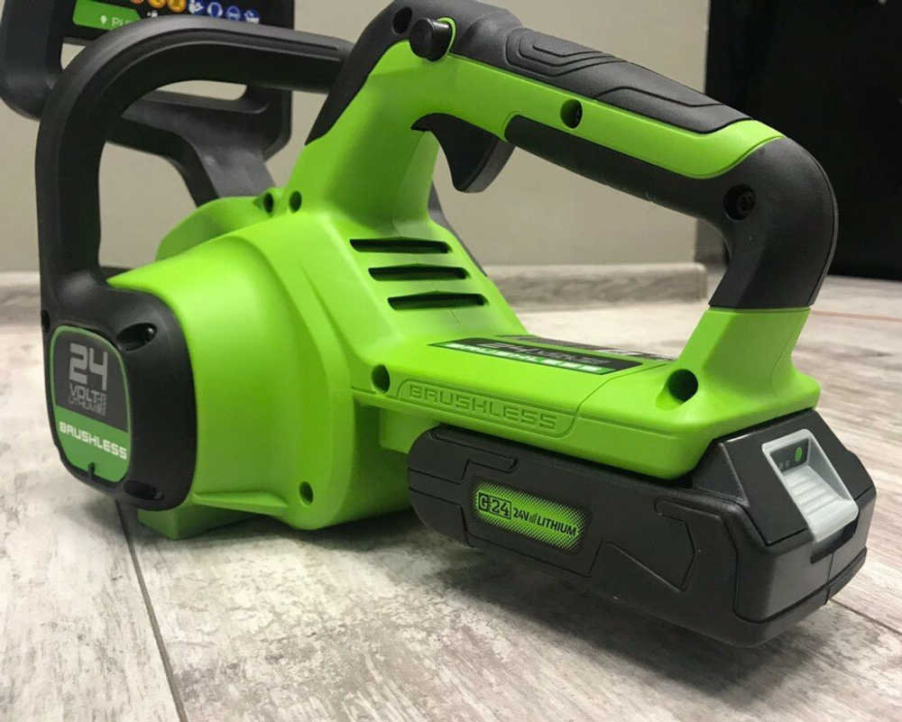 Цепная пила аккумуляторная GREENWORKS GD24CS30 24В,3/8-1,1-45,30см,б/щ,без АКБ и ЗУ (2007007)