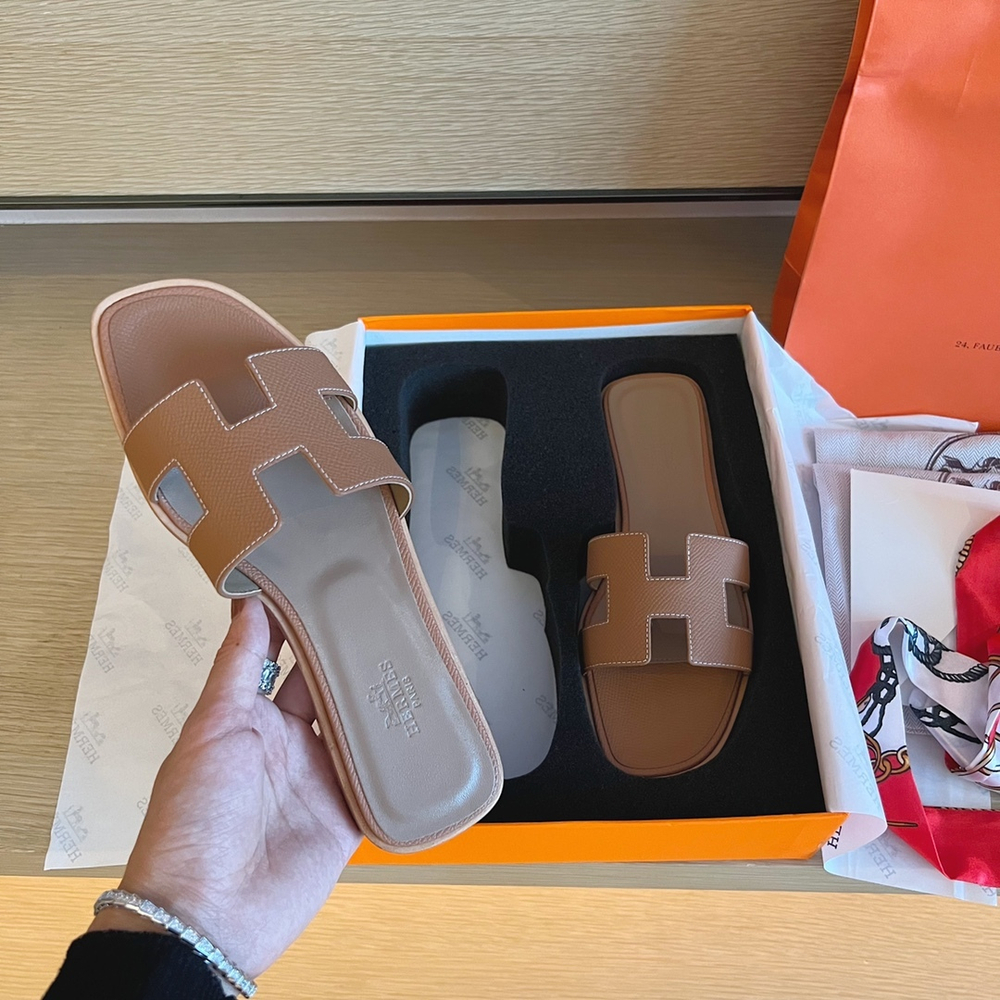 Hermes Oran Sandal