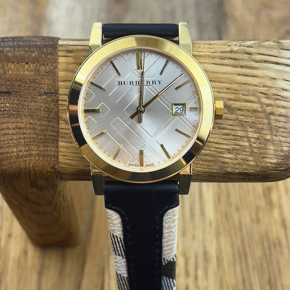 Часы Burberry