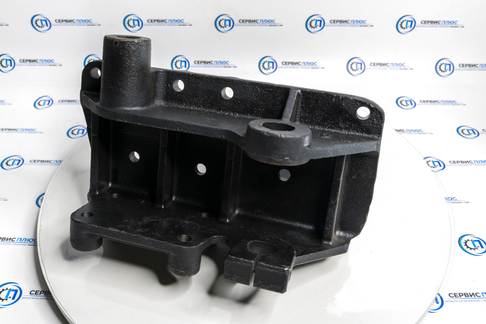 Правый передний кронштейн передней рессоры 2902442-76A/G