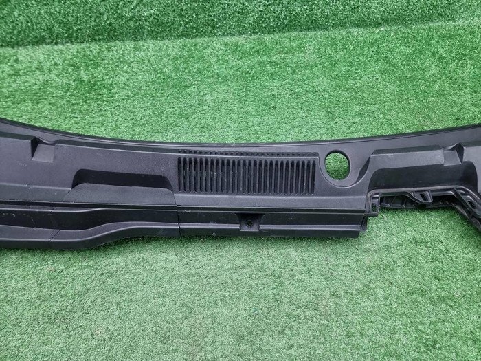 Жабо Geely Coolray (2019-2024)