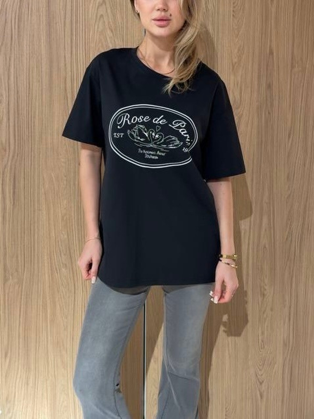 Футболка классическая, с надписью "Rose de Paris"