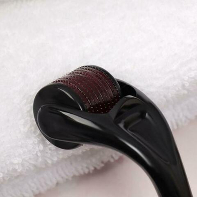 Черный универсальный мезороллер с 540 иглами (0,25 мм) (Цвет: черный)