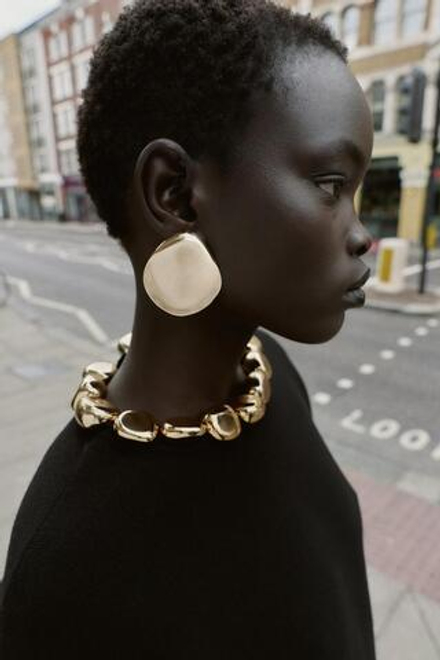 ZARA КРУПНЫЕ МЕТАЛЛИЧЕСКИЕ СЕРЬГИ-ПЛАСТИНЫ, ЗОЛОТИСТЫЙ