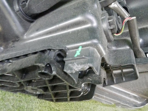 Фара правая Nissan Qashqai 2 j11 (17-23) галоген