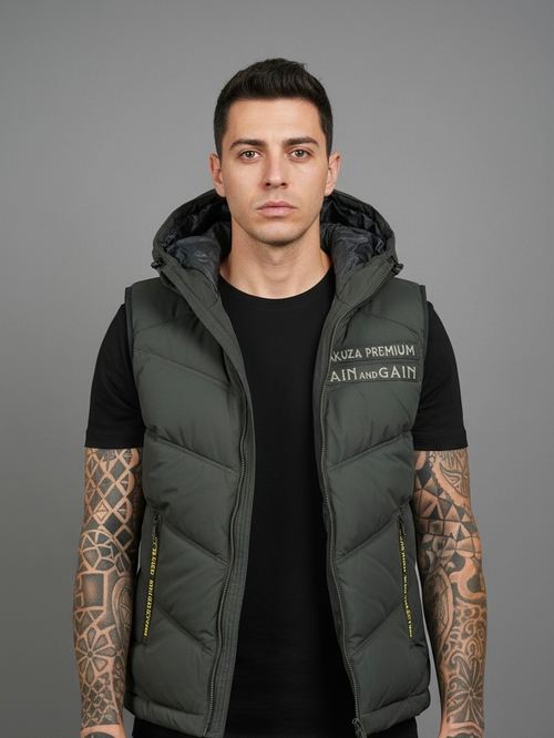 Безрукавка темно-оливковая Yakuza Premium 3966