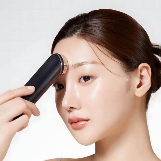 Medicube Age R Booster Pro Микротоковый массажер для лица электрический , черный.