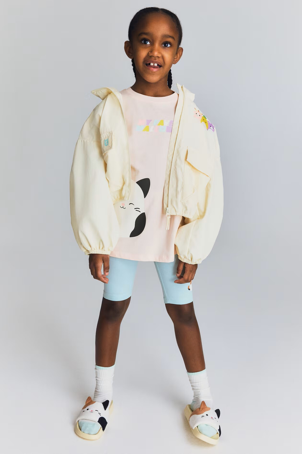 H&M Комплект из футболки и шорт с принтом, светло-розовый