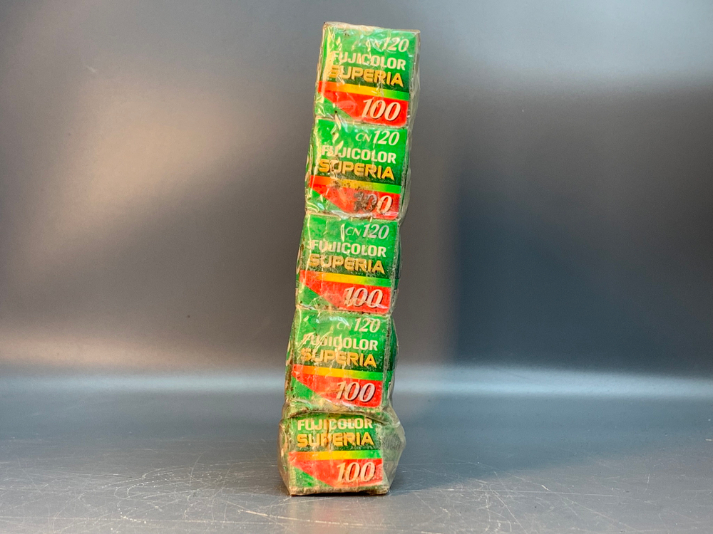 Фотопленки набор 10 пленок Fujicolor Superia на средний формат, просроченные