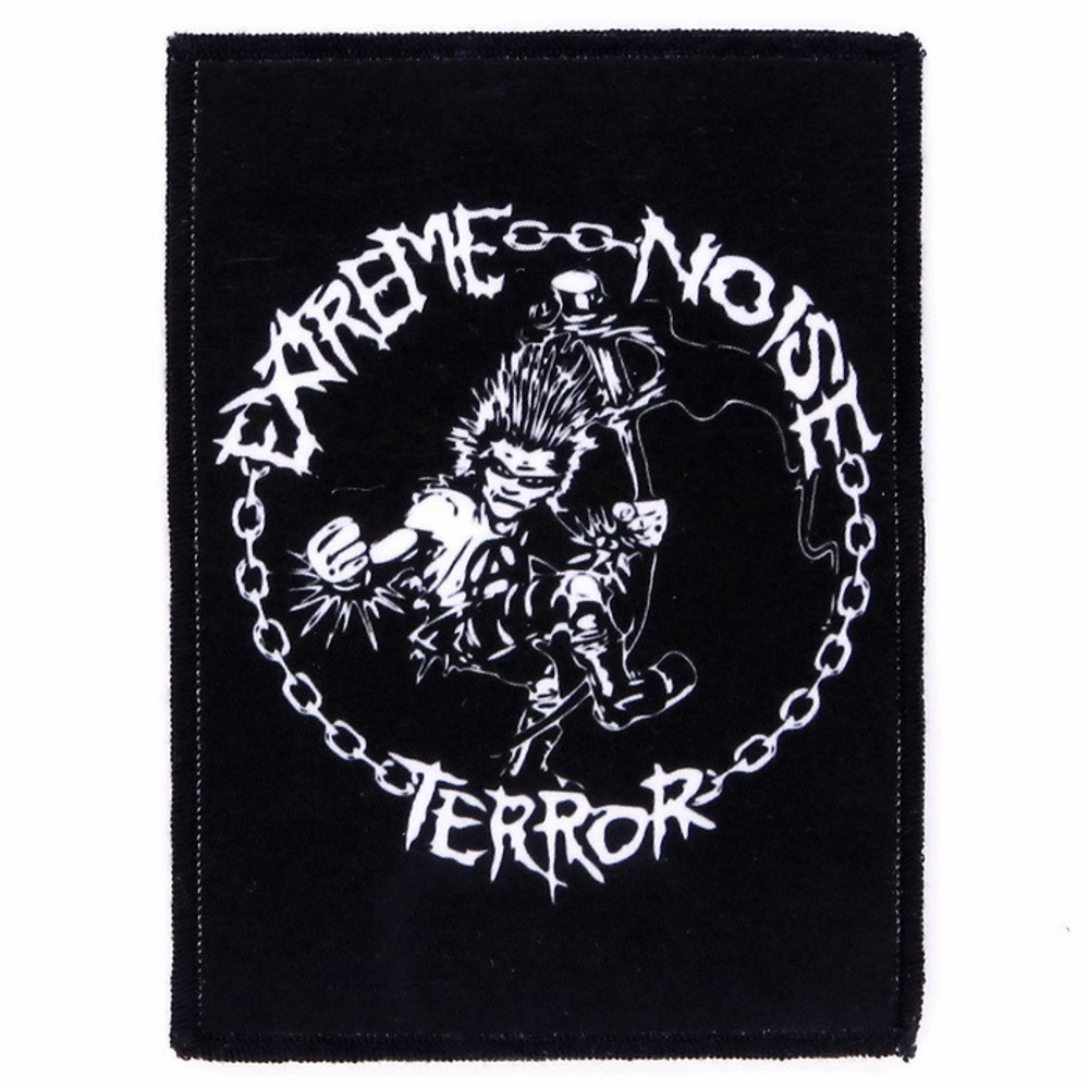 Нашивка Extreme Noise Terror панк с флагом (706)