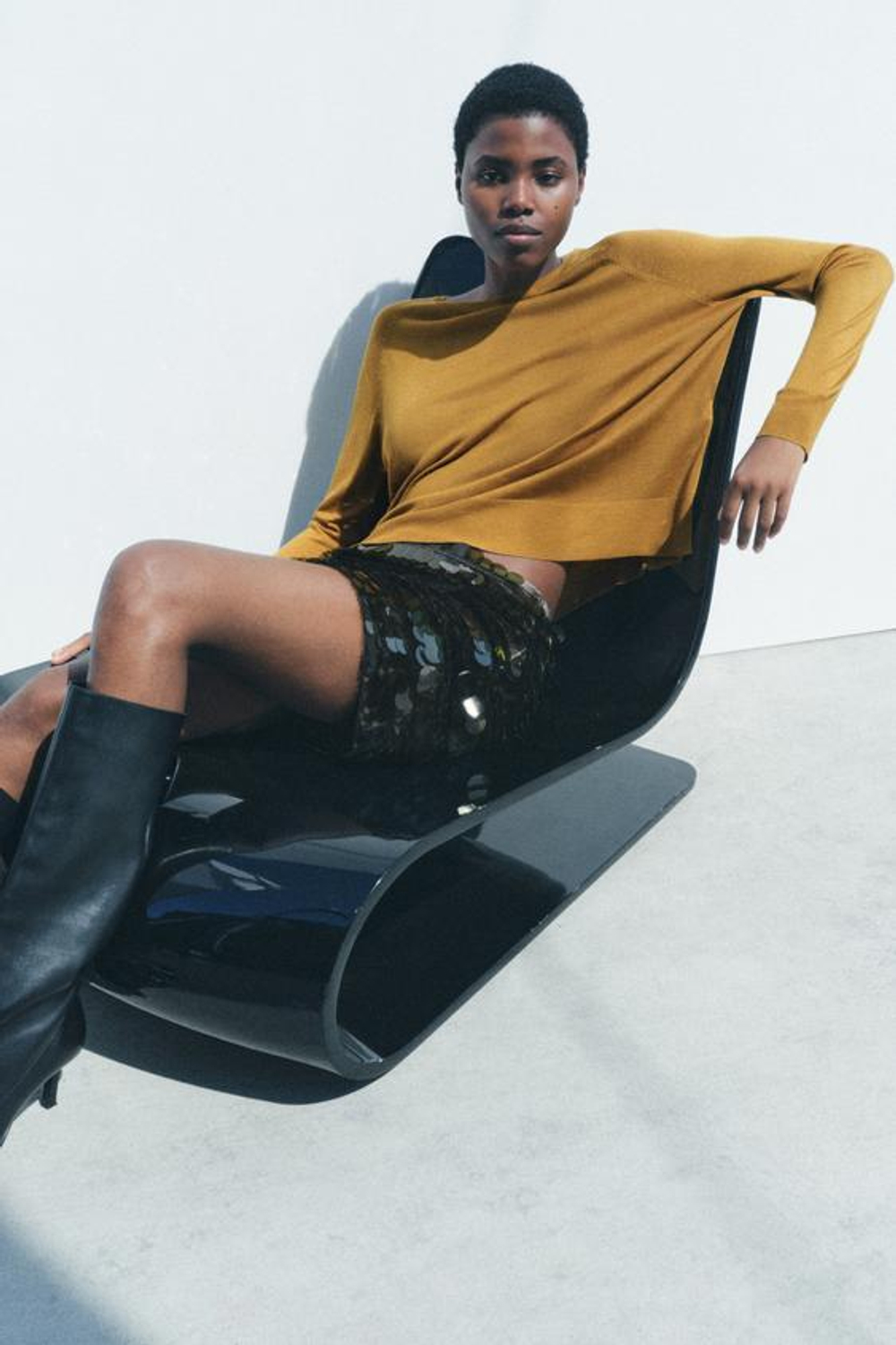 ZARA БАЗОВЫЙ ДЖЕМПЕР ИЗ ТОНКОГО ТРИКОТАЖА, ЦВЕТ ОЛИВКОВОГО МАСЛА