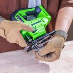 Лобзик акк. Greenworks GD24JS90, 24V, б/щет, 90 мм,0-3000/мин,4 ст.маятник,LED,1х4Ач,ЗУ,кор (3601707CUB)