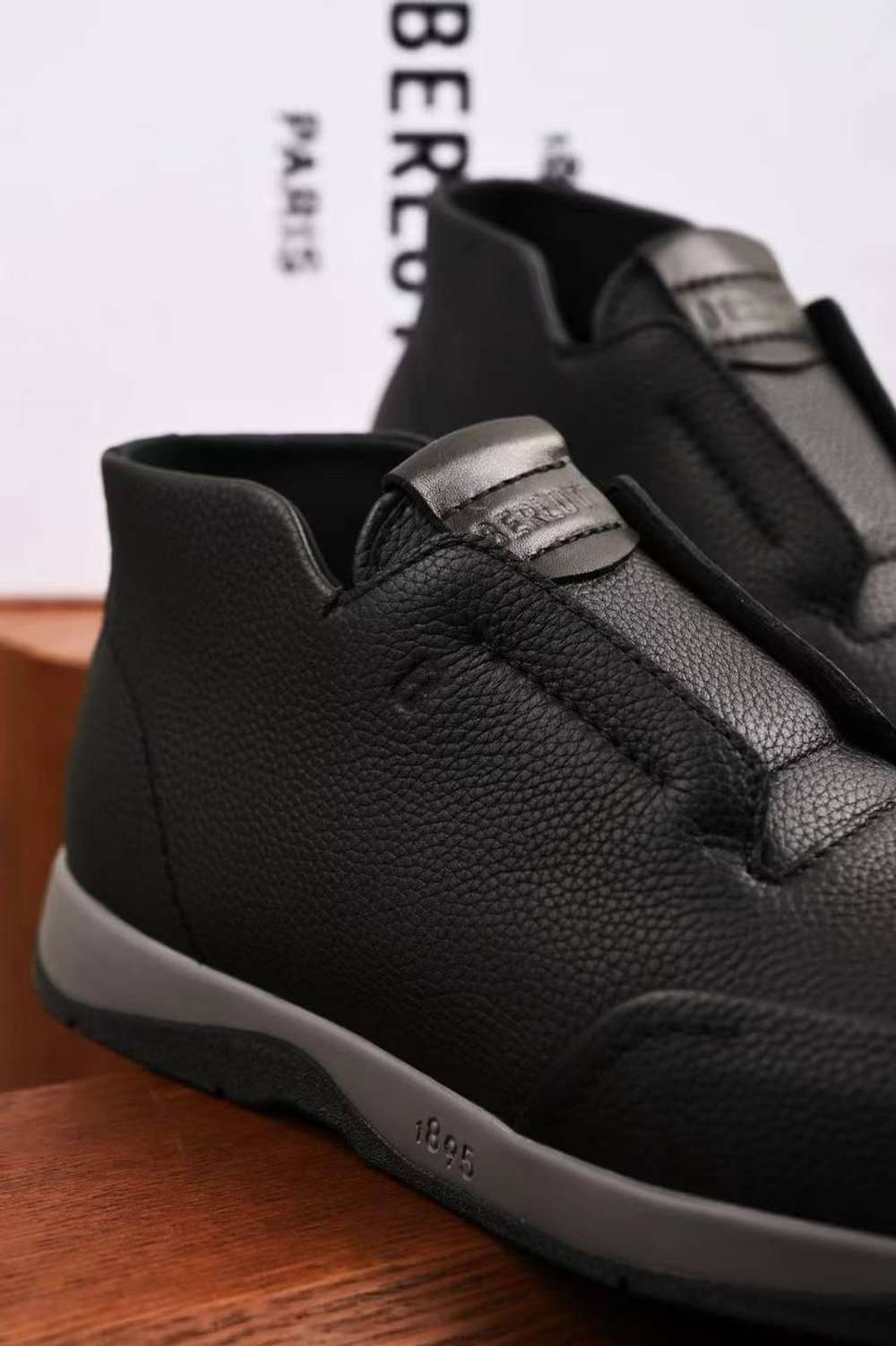 Кроссовки Berluti