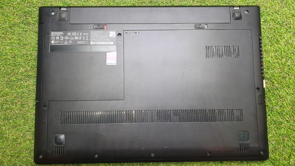 Ноутбук Lenovo i5/6Gb/GT 820M 2Gb/FHD