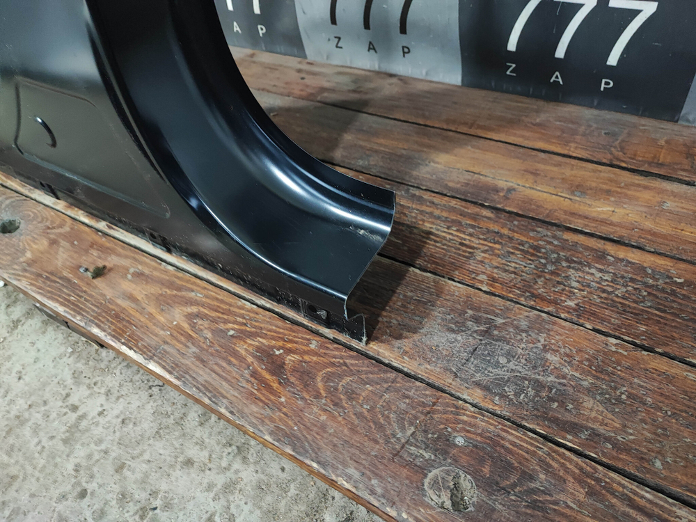 Боковина левая Changan UNI-V 22-нв Новая Оригинал C281F2702050100