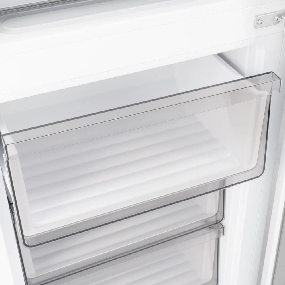 Холодильник Hyundai CC35083F (белый)