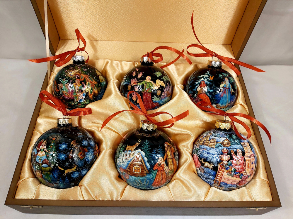 Сувенирный набор из 6-ти новогодних шаров с ручной росписью Палех