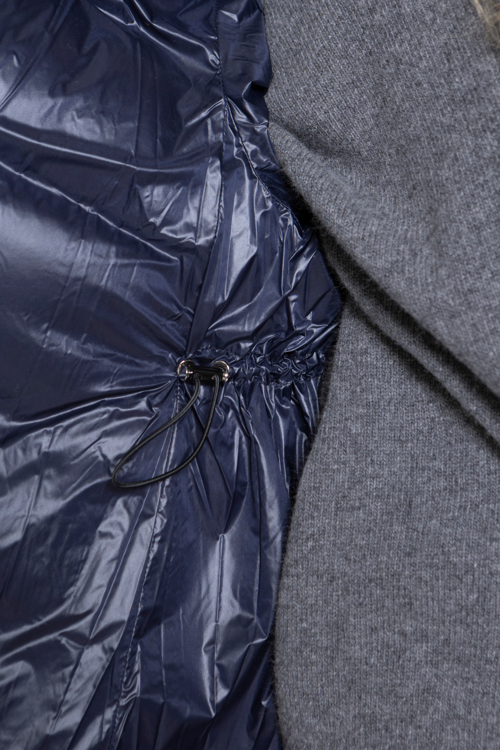 ПУХОВАЯ КУРТКА