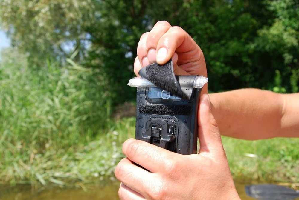 Чехол водонепроницаемый для смартфонов с диагональю до 5" Tp274 (10258055)