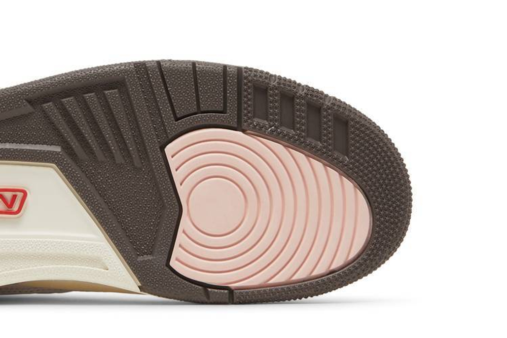 Кроссовки Jordan Air Jordan 3 Retro "Dark Mocha" (Женская размерная сетка)