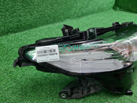 Битая Фара правая Toyota Camry xv70 (20-нв) LED
