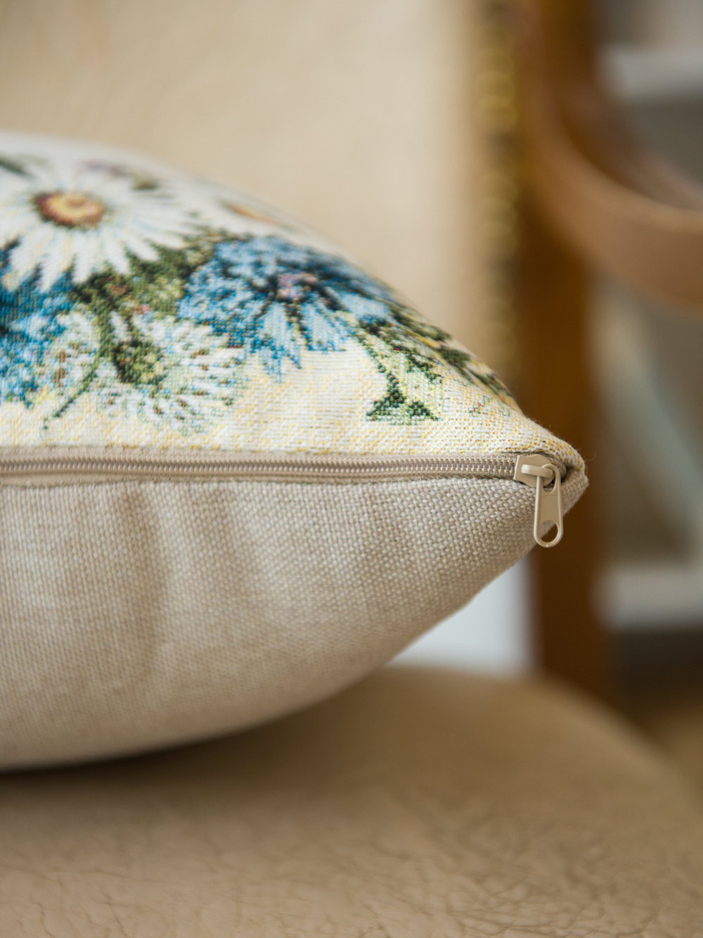 Декоративный гобеленовый чехол, набор - 2 шт. Ромашки