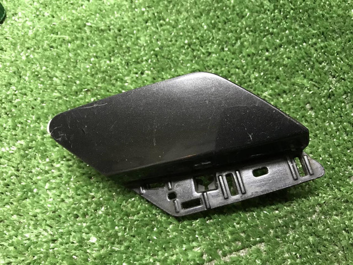 Заглушка буксир. крюка Mercedes GLC X253 (19-22)