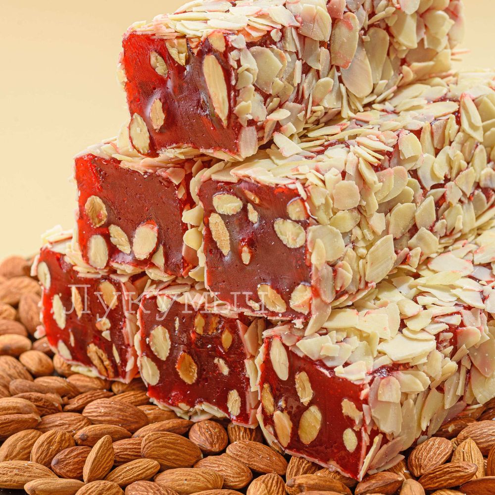 Лукум с миндалем с вишнёвым вкусом в лепестках миндаля (850 руб. за кг) 3.5кг