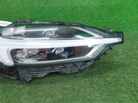 Битая Фара правая Volvo XC60 2 (2017-2021) LED