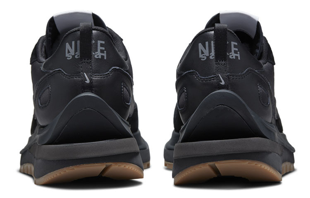 Кроссовки Sacai X Nike Vaporwaffle Black And Gum